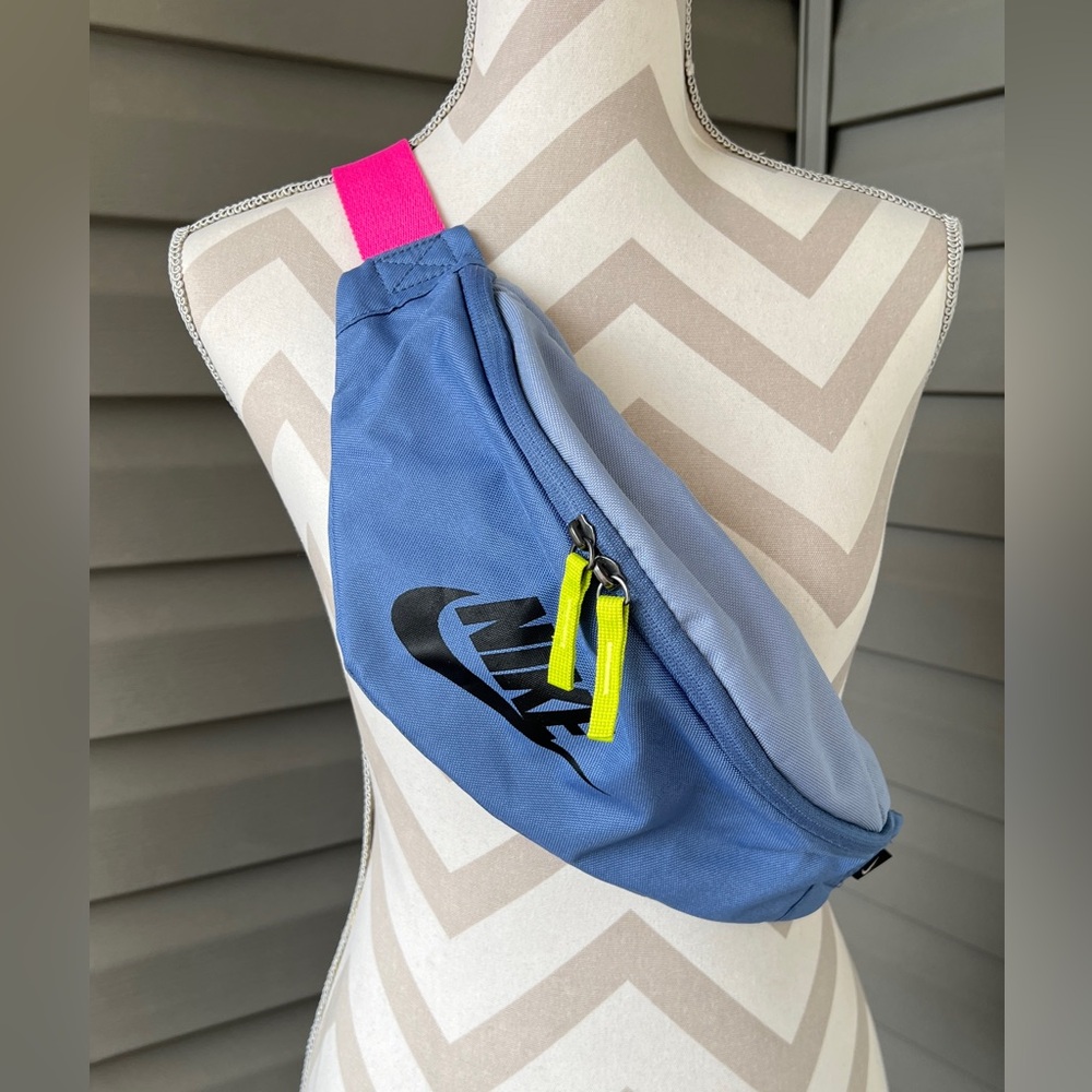 NIKE Heritage Fanny Pack MULTI COLORS